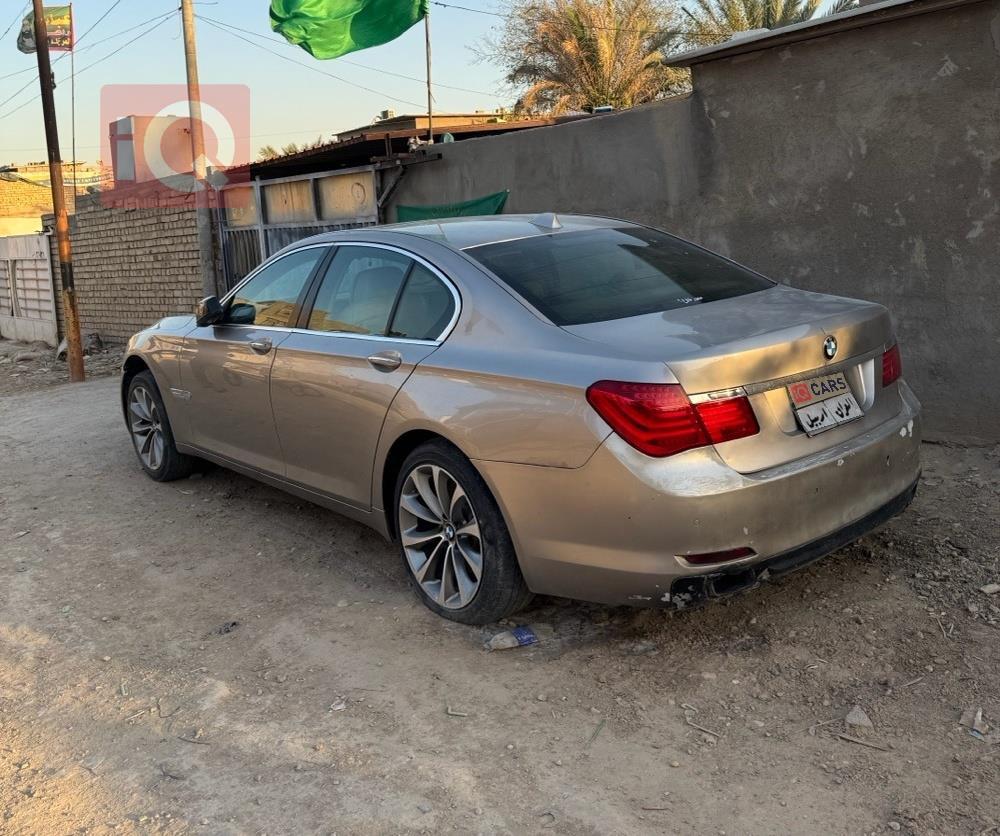 بي ام دبليو الفئة 7